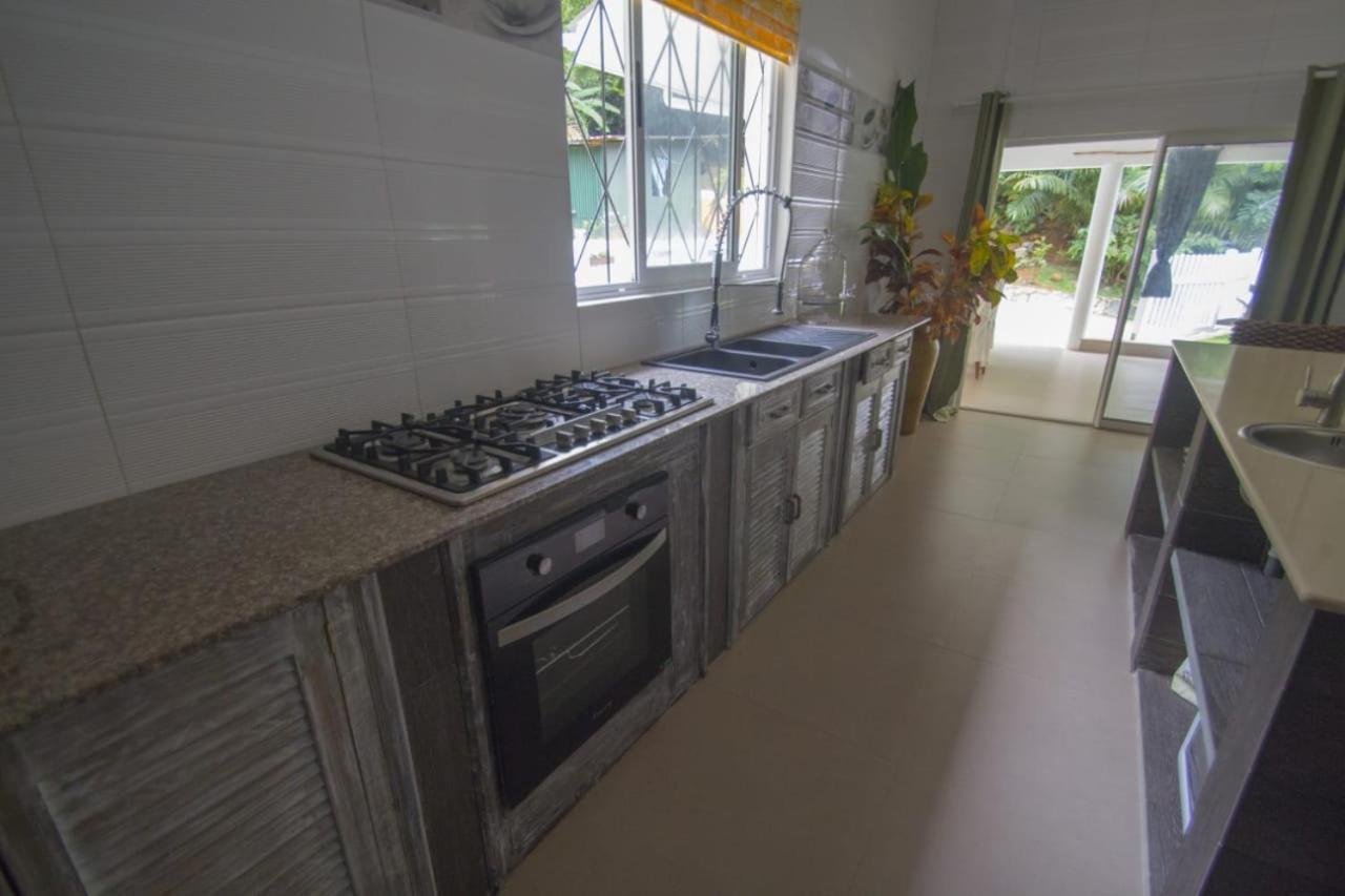 Le Comfort Anse Royale Luaran gambar