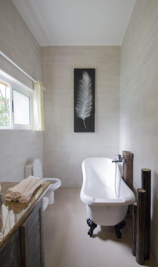 Le Comfort Anse Royale Luaran gambar