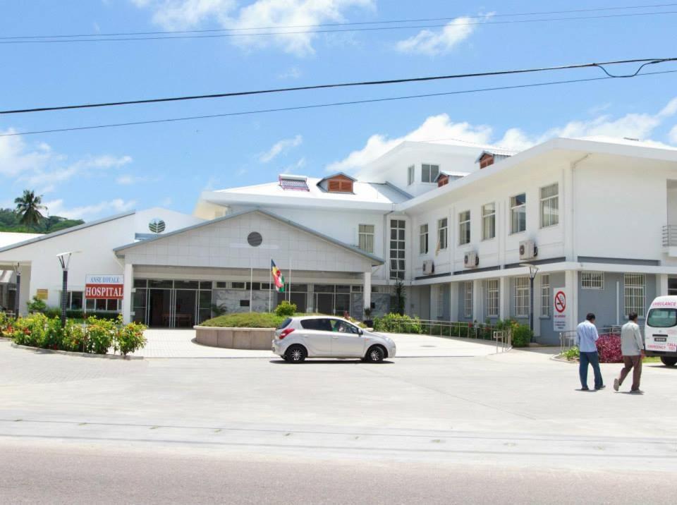 Le Comfort Anse Royale Luaran gambar